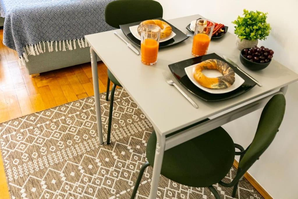 Апартаменты Sielecka 52 - 4Os Apartament Варшава Экстерьер фото
